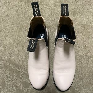 Blundstone Pearl white boots